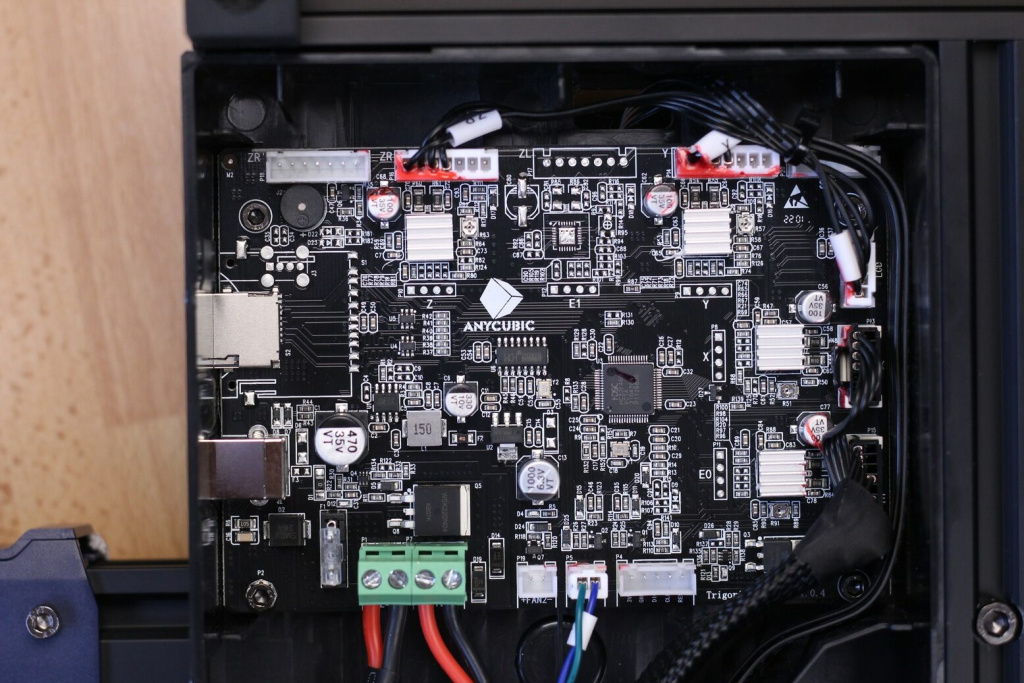 Trigorilla-V1.0.4-32-bit-board-on-Anycubic-Kobra-2-rotated.jpg