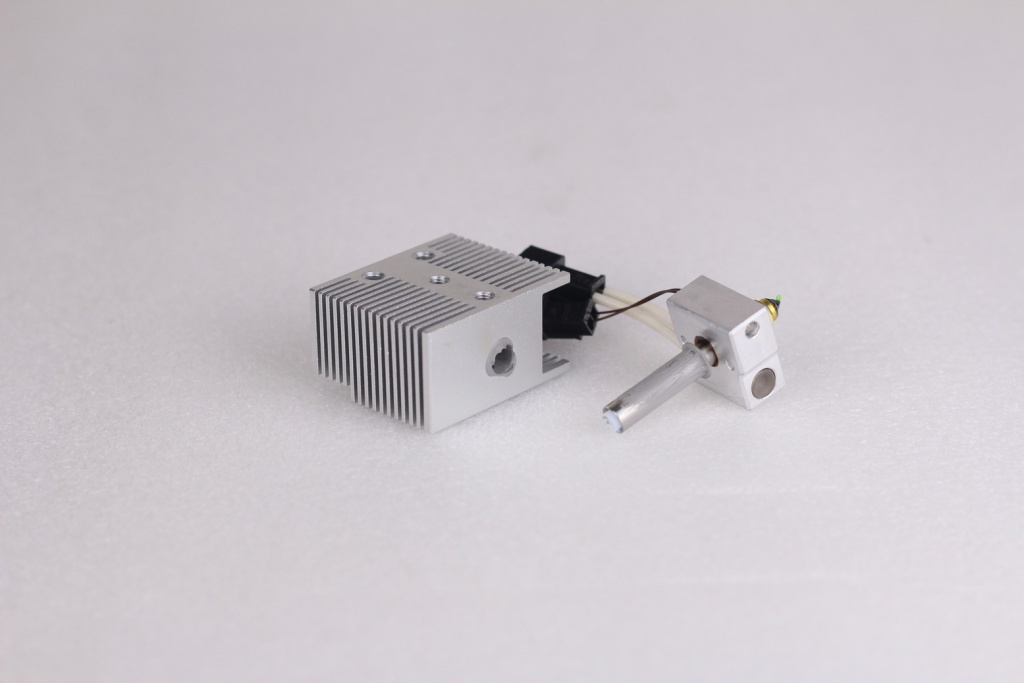 Creality-CR-200B-PTFE-lined-hotend-2.jpg