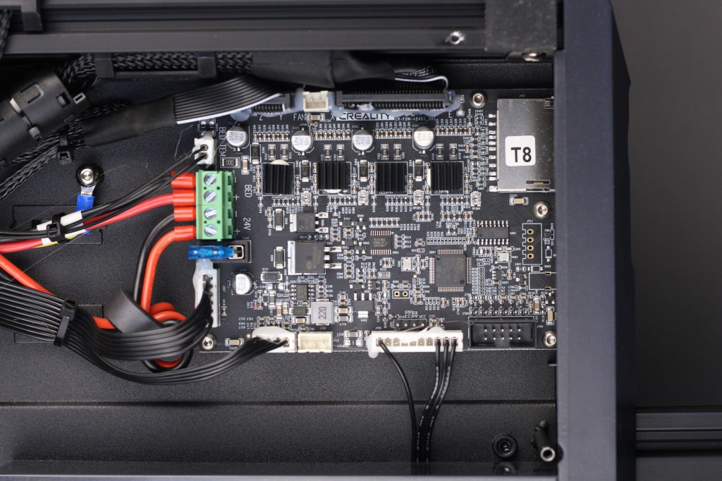 Creality-Ender-3-S1-Plus-32-bit-board-with-silent-stepper-drivers1.jpg