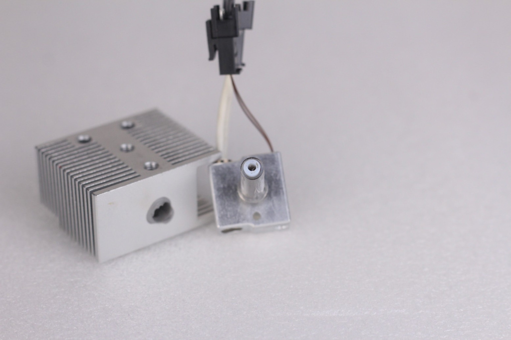 Creality-CR-200B-PTFE-lined-hotend-3.jpg