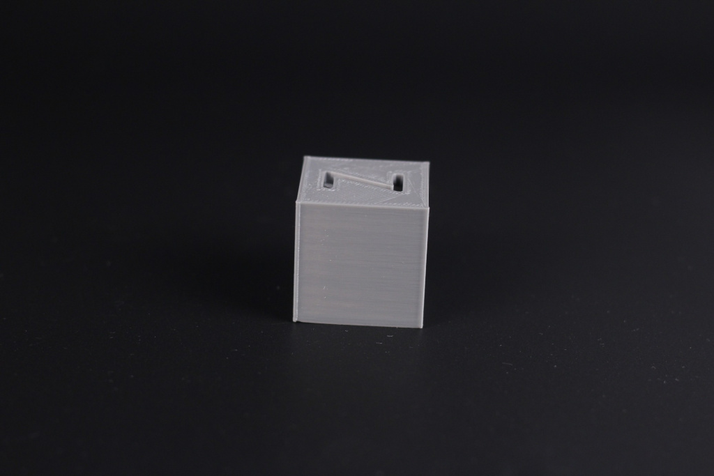 Anycubic-Kobra-200-calibration-cube-2.jpg